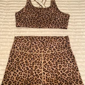 Plus Size Leopard Activewear Set
